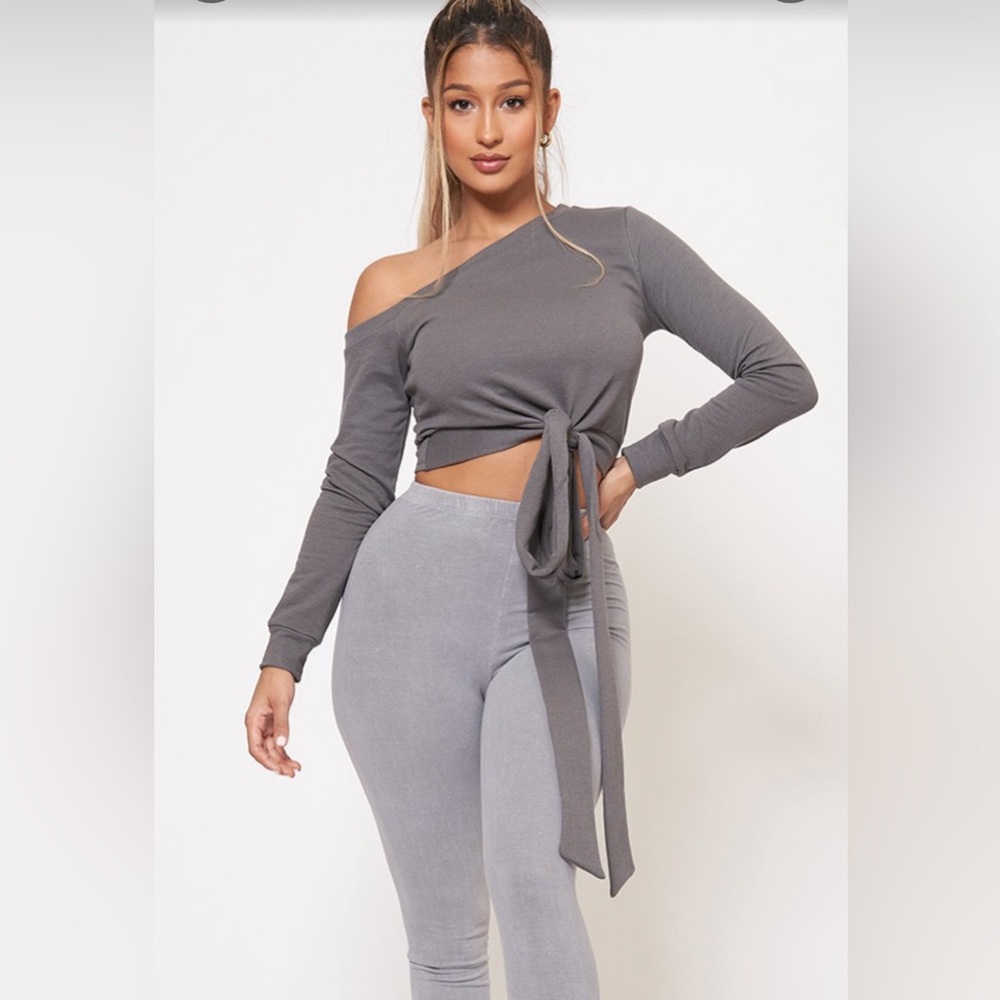 Grey Sexy Off Shoulder Cropped Sweatshirt